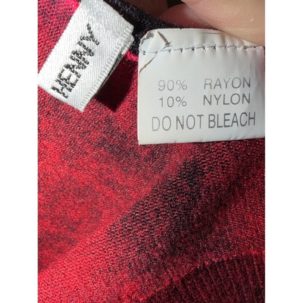 3/$20 💥 HENNY‎ Red Black Floral Knit Fitted Top V-Neck Embroidered Art Y2K Fairy - Picture 10 of 10